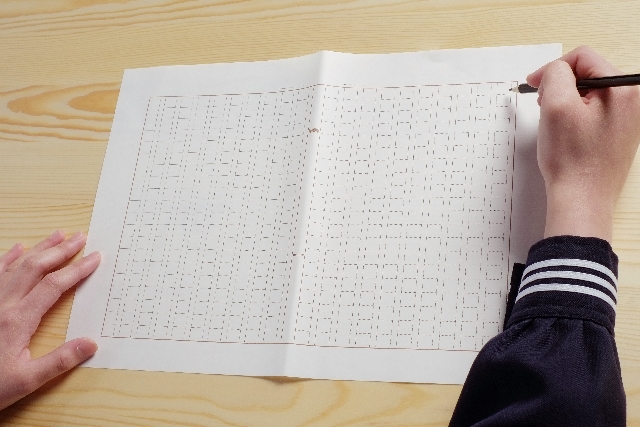 苦手克服！　誰にでも簡単な小論文の書き方