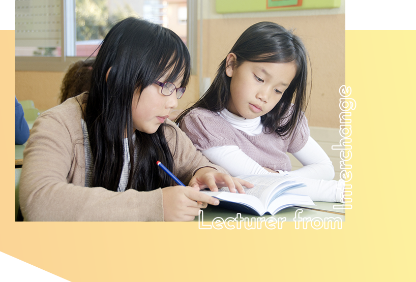 留学経験者やインター出身の講師